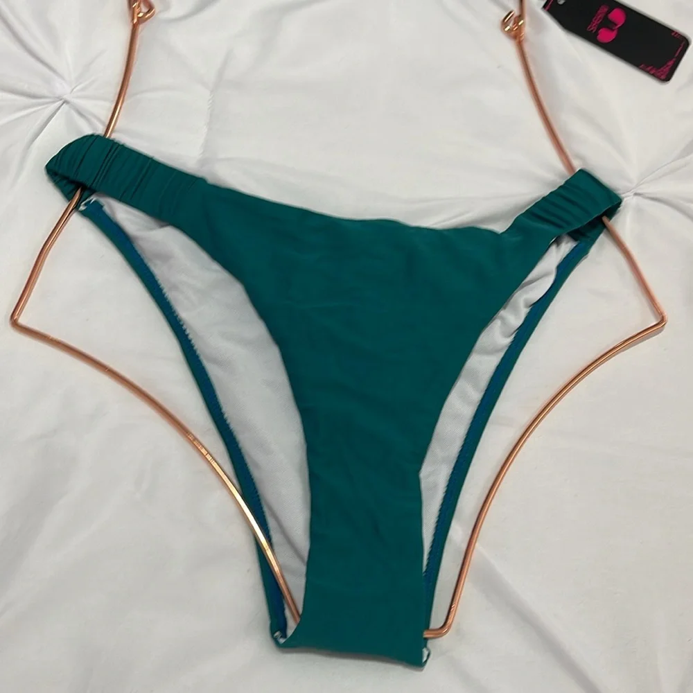 SHEKINI Women's V-Wired Bikini Set Lace Up Bathing Suit‎ Ruffle Trim Two Piece M